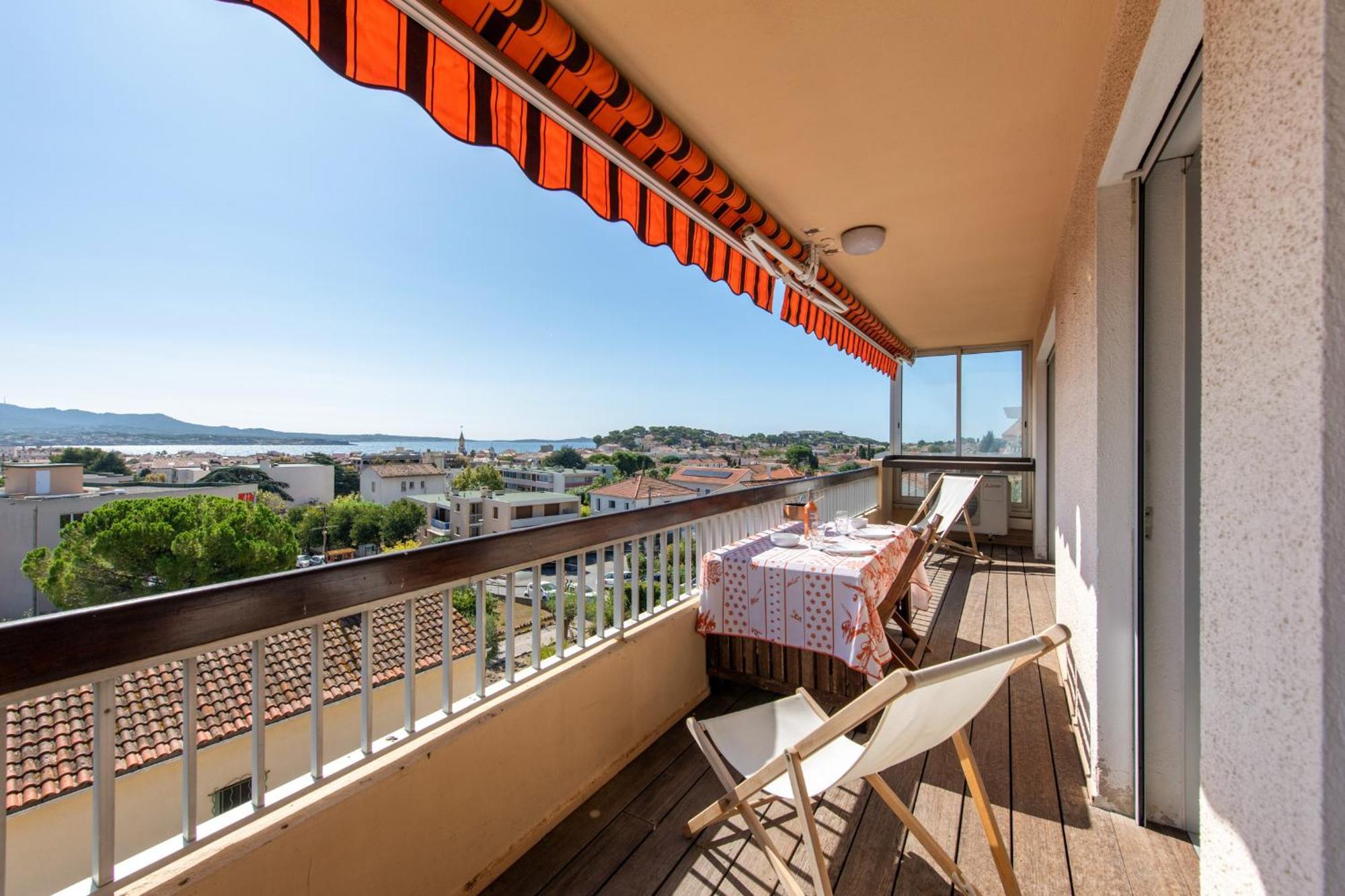 Le Cadet - Vue Panoramique Ville Et Baie De Sanary Sur Mer, Parking & Terrasse - 2 A 4 Pers Exteriér fotografie